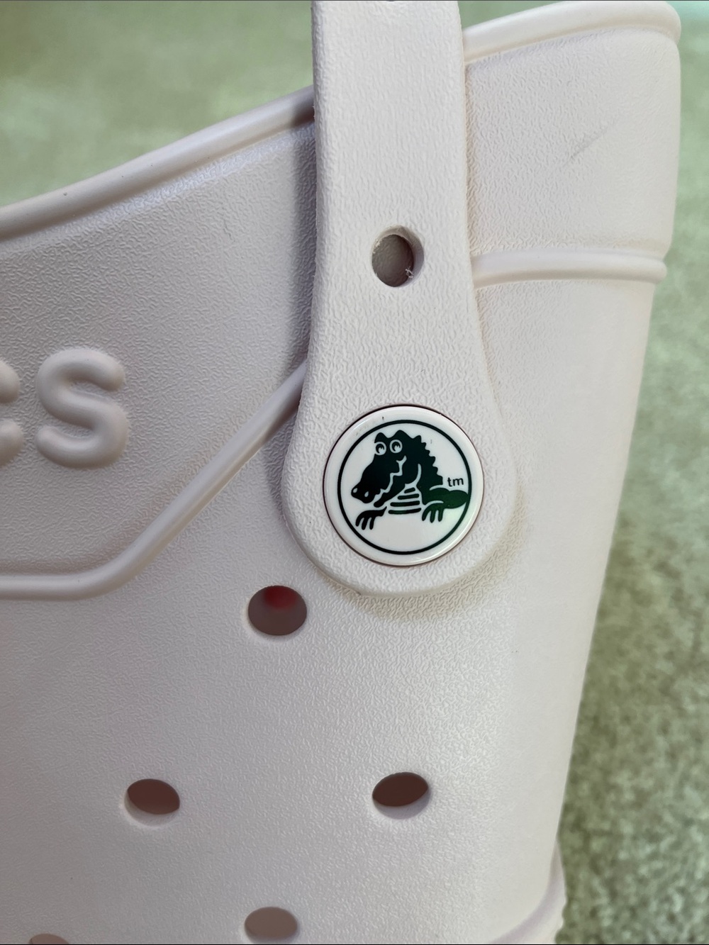 CROCS Small Tote - Picture 10 of 11